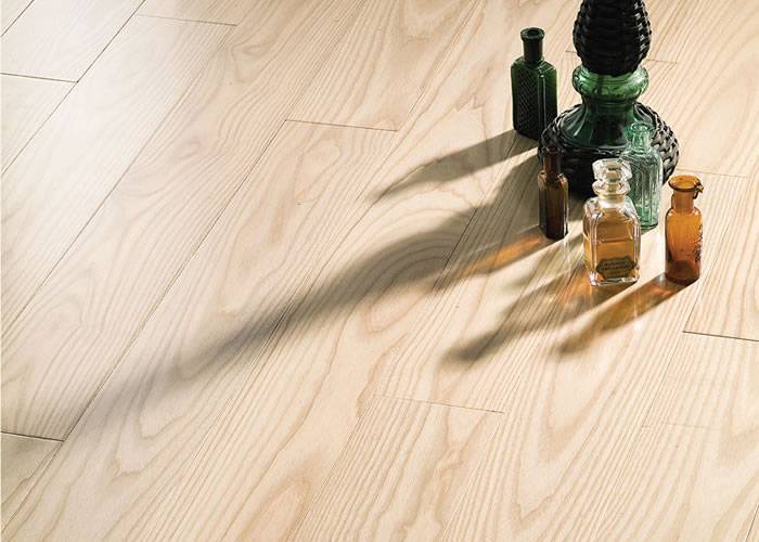 Parquet massif Frêne Premier - 14 x 70 mm - huilé