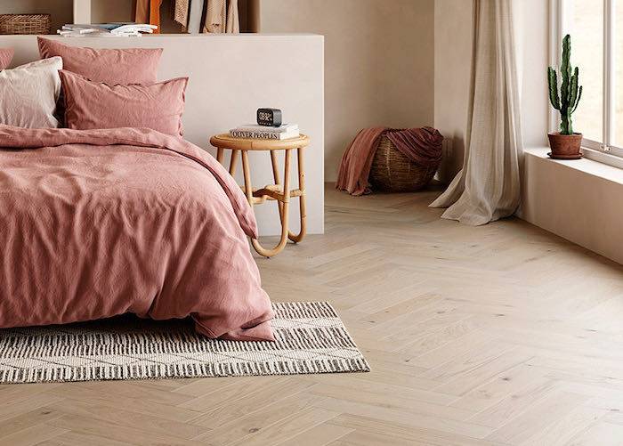 Parquet contrecollé Chêne Rustique Bâton Rompu - 13 x 120 x 600 mm - verni ou huilé